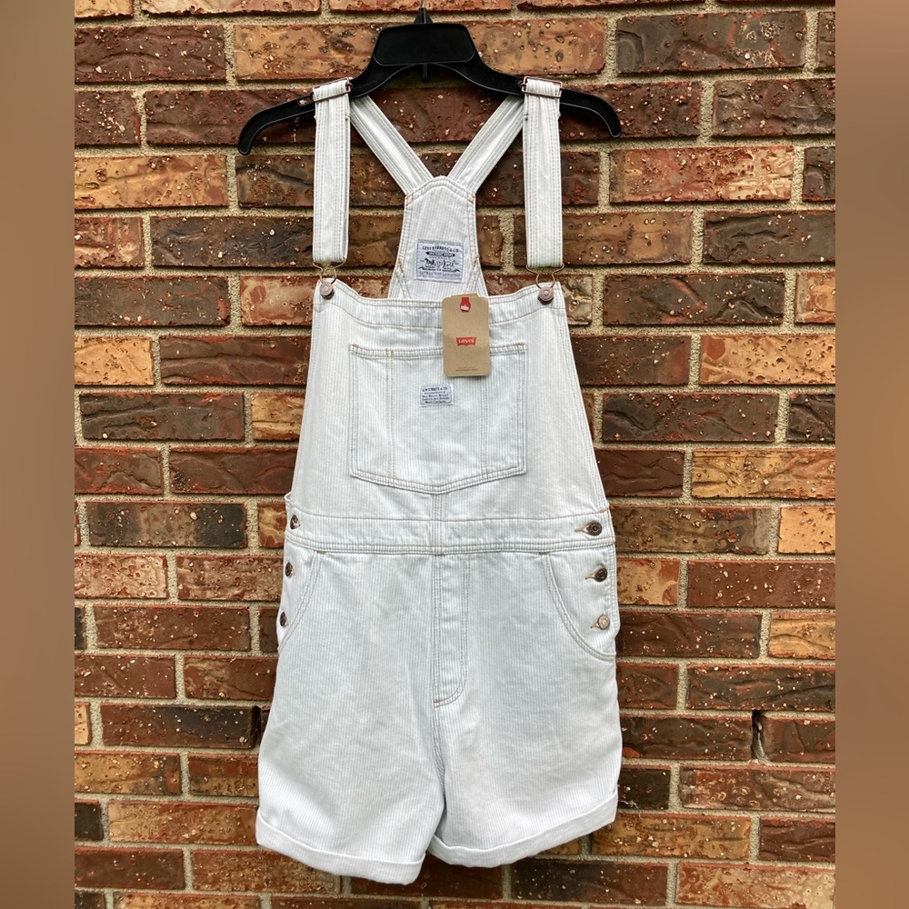 NWT Levi’s overalls